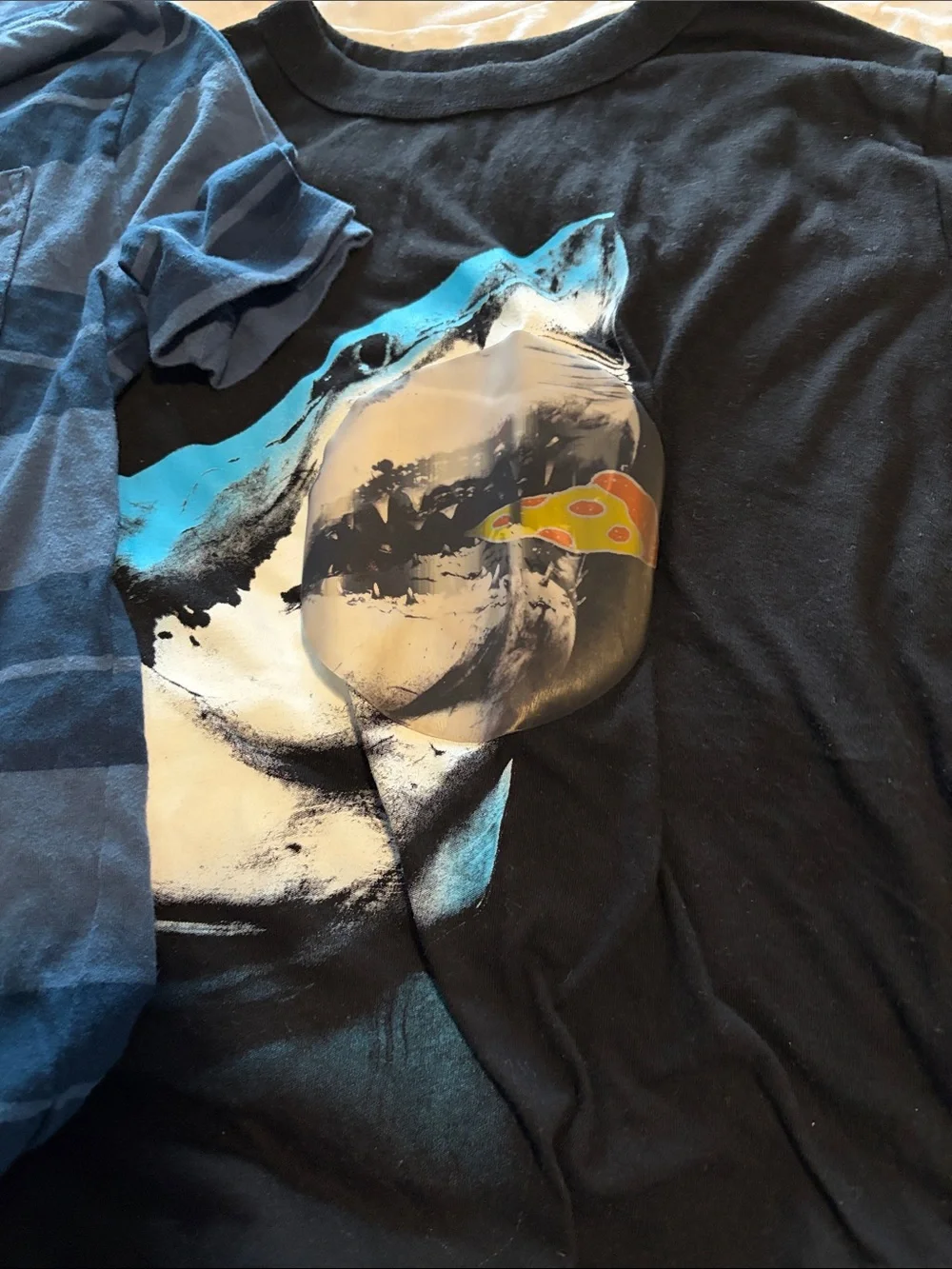 11 Mixed Boys Graphic Tee Bundle - Old Navy - Large